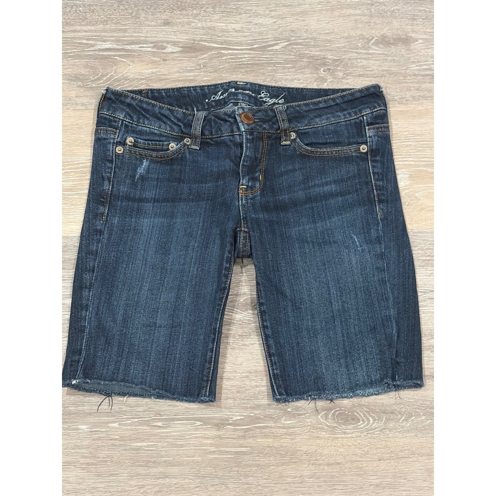 American Eagle Dark Wash Stretch Denim Bermuda Shorts Raw Hem Size 2